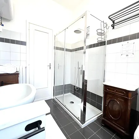 Apartment Comecasa Near Piazza Vittorio 2 Bedrooms Turin