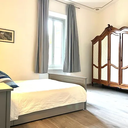 Comecasa Near Piazza Vittorio 2 Bedrooms *