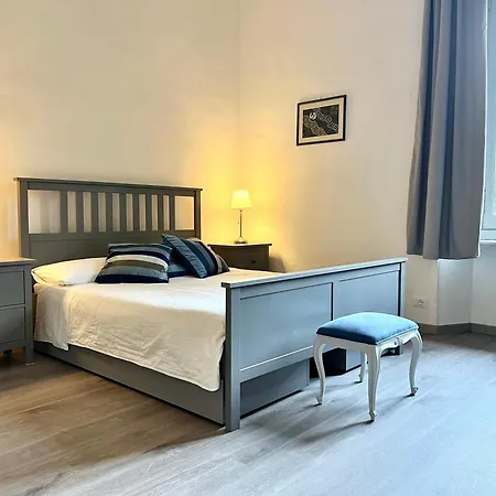 Comecasa Near Piazza Vittorio 2 Bedrooms *